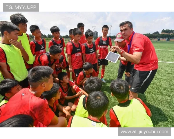 足球高质量学习笔记:提升技能与战术理解的全方位指南